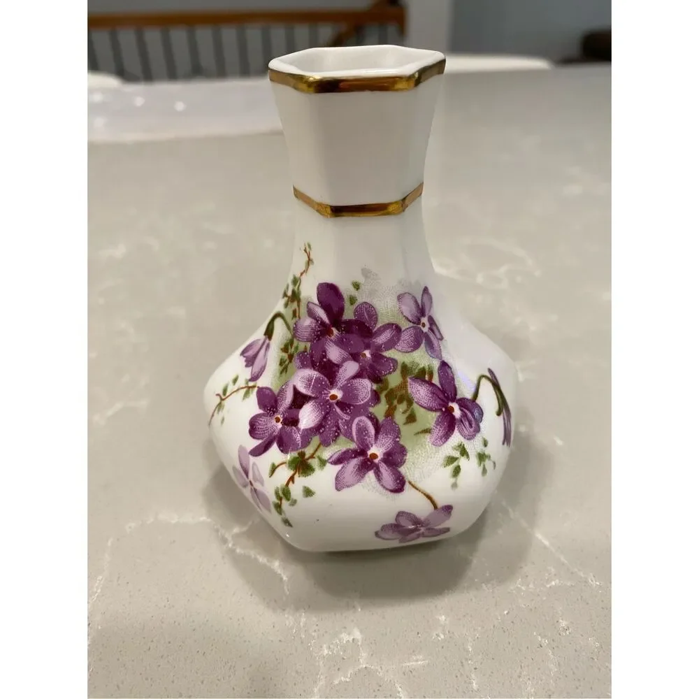 Hammersley Victorian Violets bone china sugar shaker
